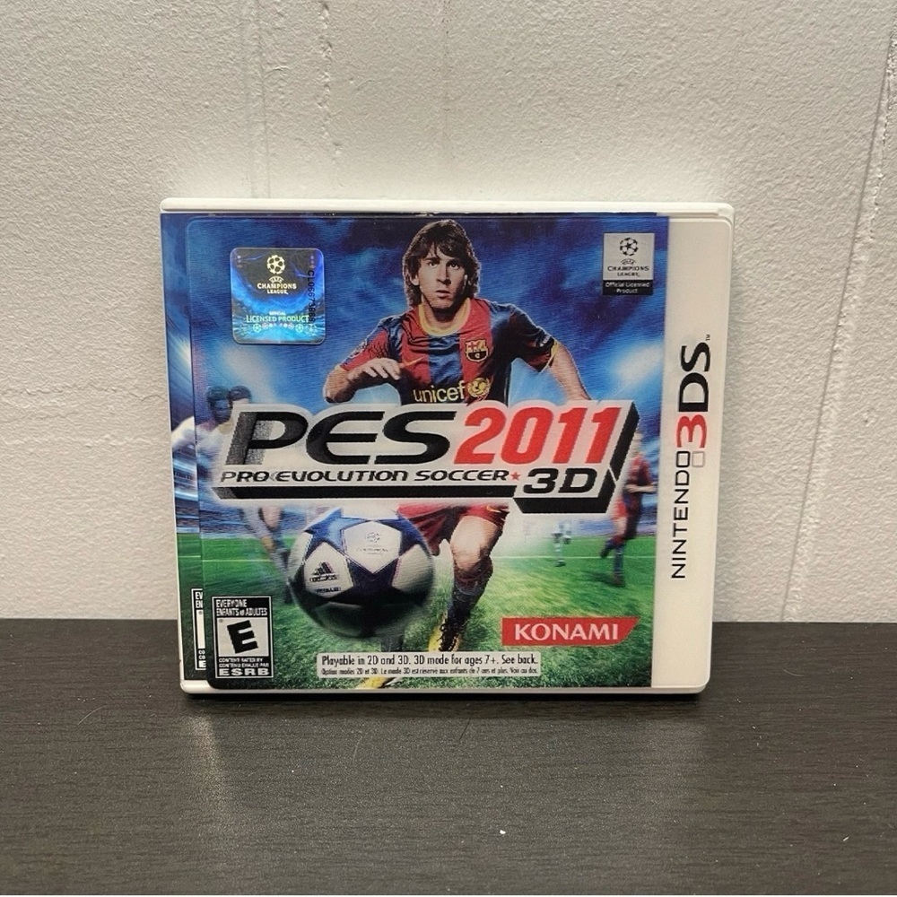 Pes 2011 3D (Pro Evolution Soccer) Nintendo 3DS Complete w/ Lenticular Cover